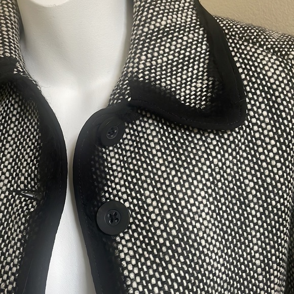 Tweed jacket - Picture 2 of 2